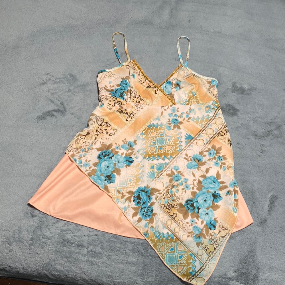 Floral v neck tank top